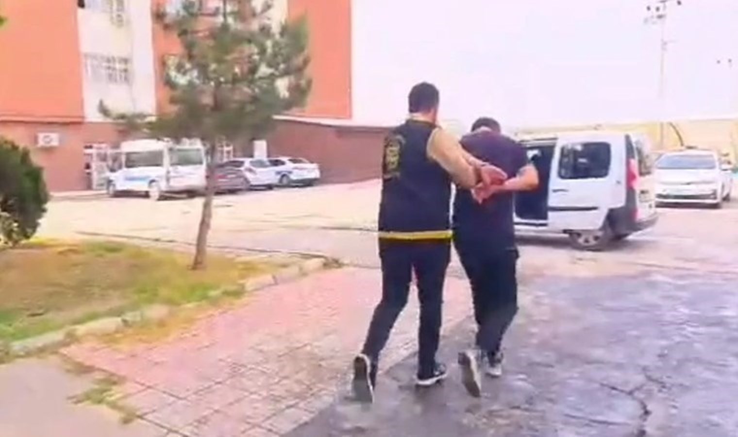 9 motosiklet çalmışlar: 2 kuşkulu tutuklandı