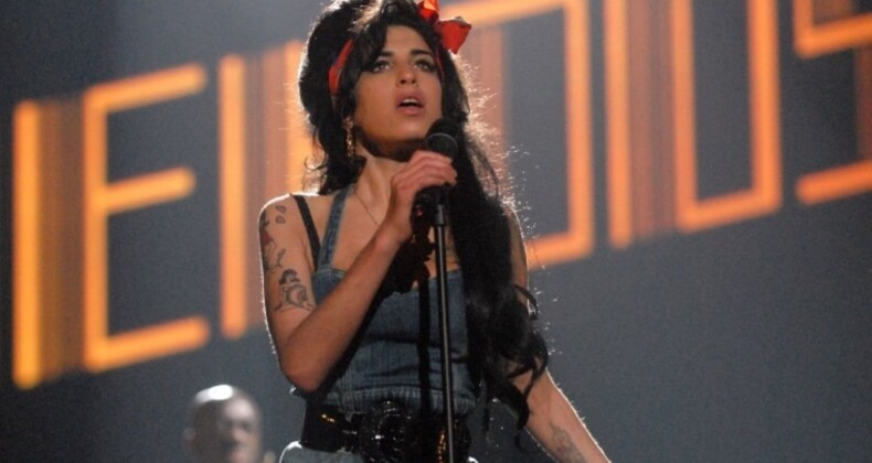 Amy Winehouse kendini anlatıyor