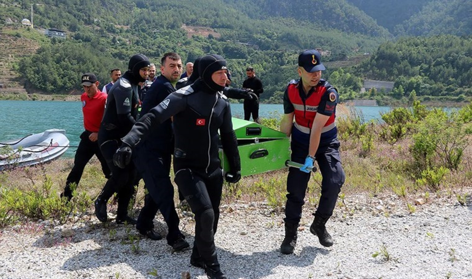 Antalya’da baraja atlayan Rus hayatını kaybetti