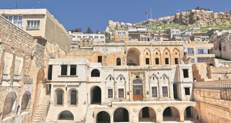 Birincisi 2010 yılında düzenlenen aktiflik kenti yine hareketlendirdi: Mardin’de bienal coşkusu