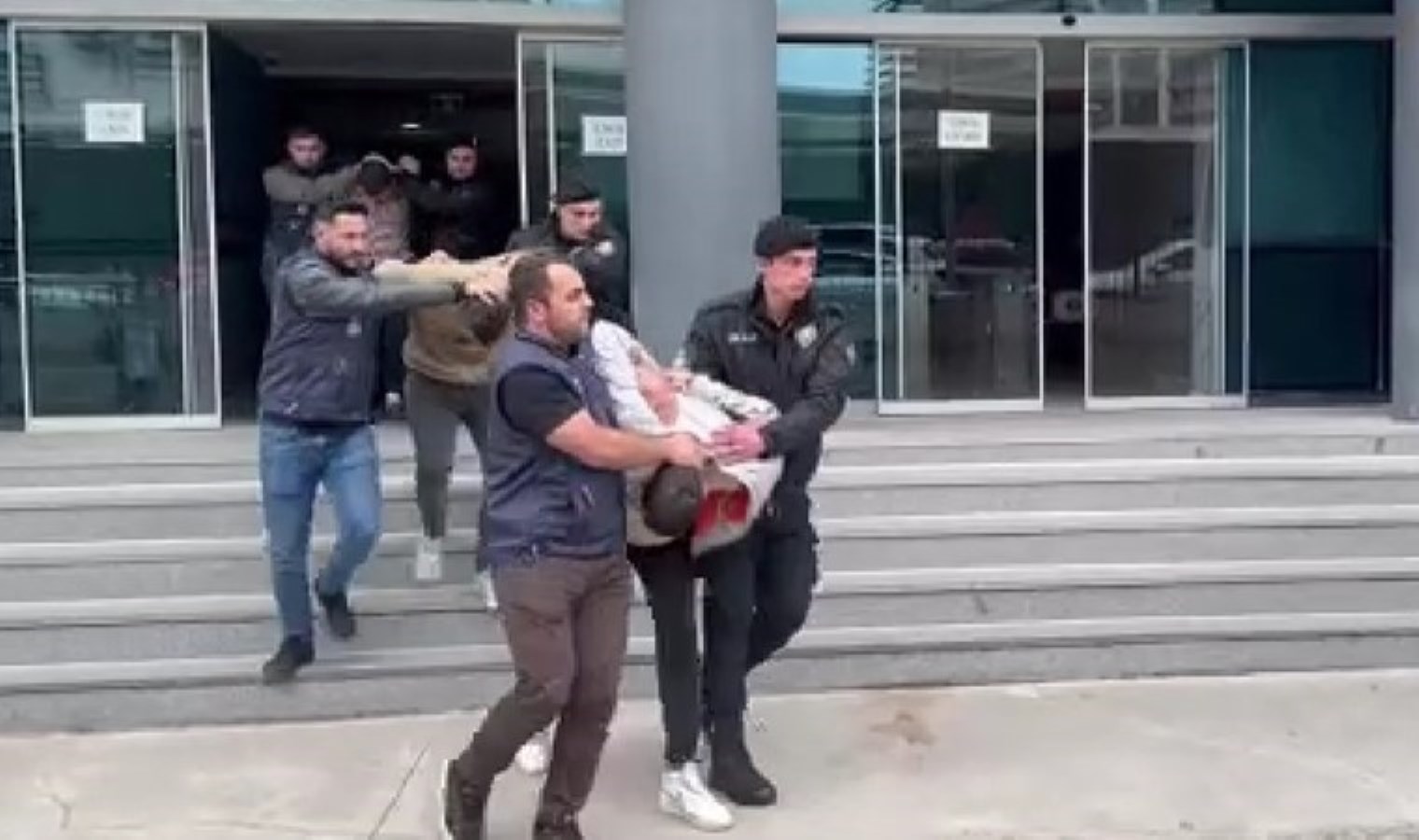 ‘Çağrı Merkezi’ operasyonu: 38 gözaltı