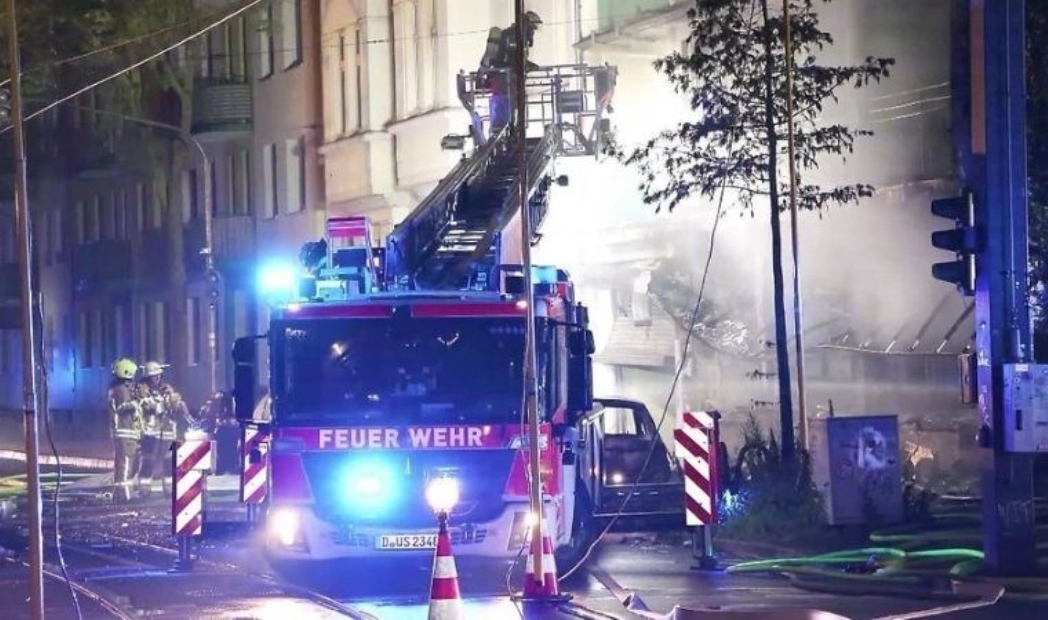 Düsseldorf’ta çıkan yangında 3 kişi hayatını kaybetti