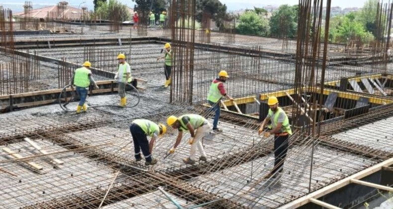 Esenyurt Belediye’sinden ‘Kampüs Lise Projesi’