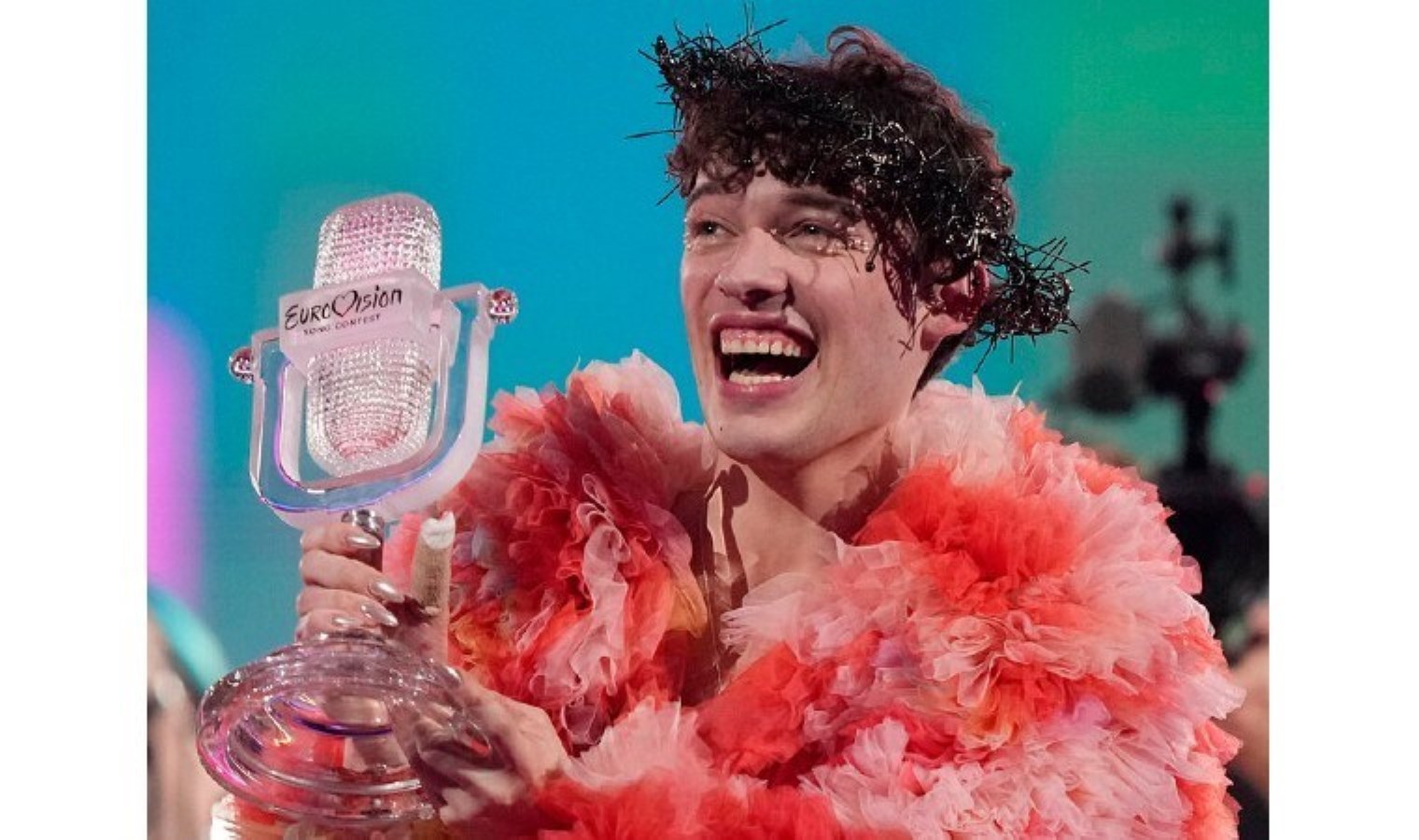 Eurovision 2024’ün şampiyonu ‘İsviçre’ oldu: Eurovision 2024 birincisi Nemo kimdir, kaç yaşında?