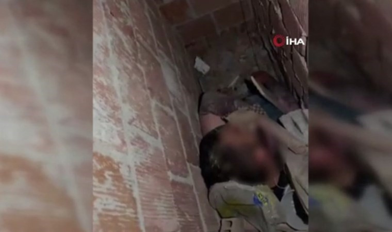 Firari hükümlü banyo havalandırılmasında yakalandı