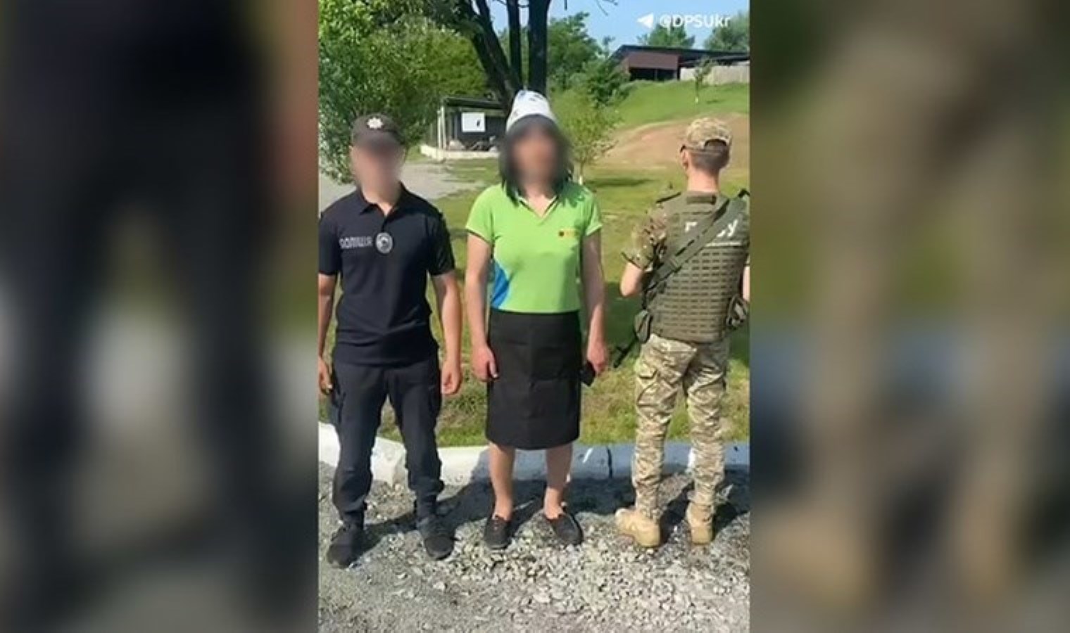 Hududu geçmeye çalışırken yakalandı: Askere alınmamak için bayan kılığına girdi!