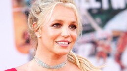 Hudut krizi geçiren Britney Spears, otelden battaniyeye sarılı halde çıkarıldı!