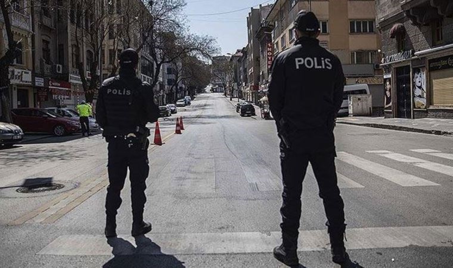 İzmir’de 4 gün toplanma ve aktiflik yasağı