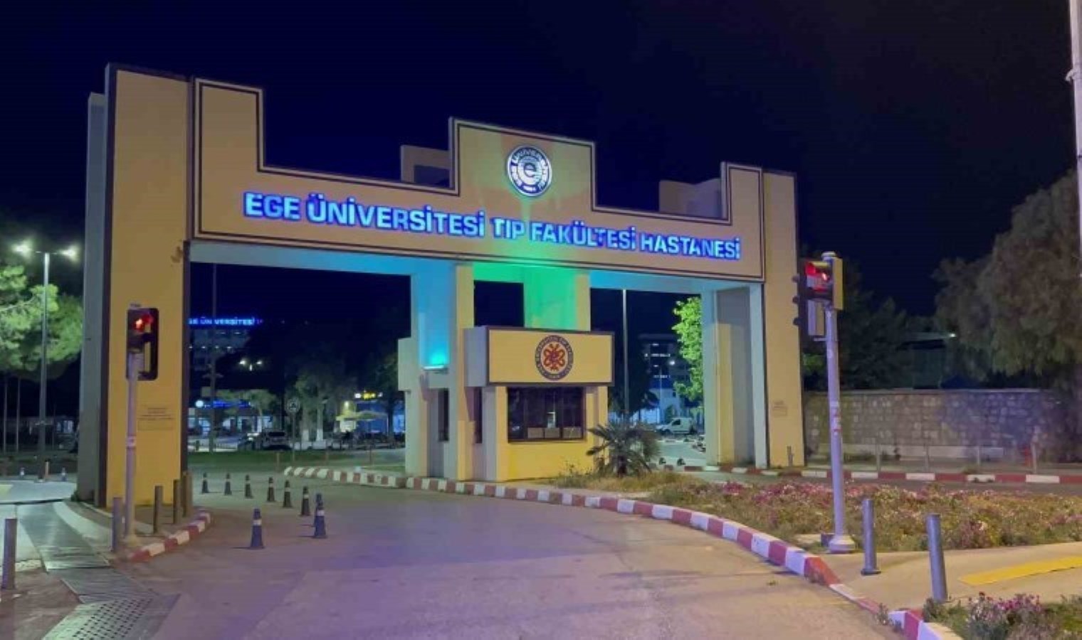 İzmir’de sokakta silahlı hücum: 1 ağır yaralı