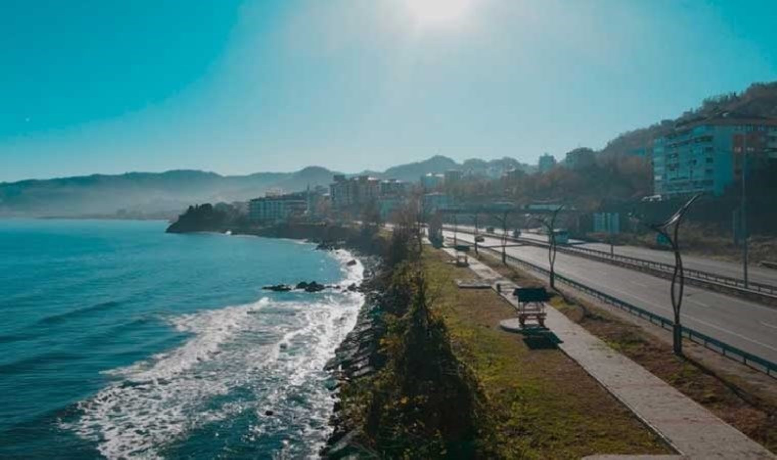 Kıyılar, piknik alanları, park halindeki araçlar… Giresun Valiliği açık alanda alkol kullanımını yasakladı!