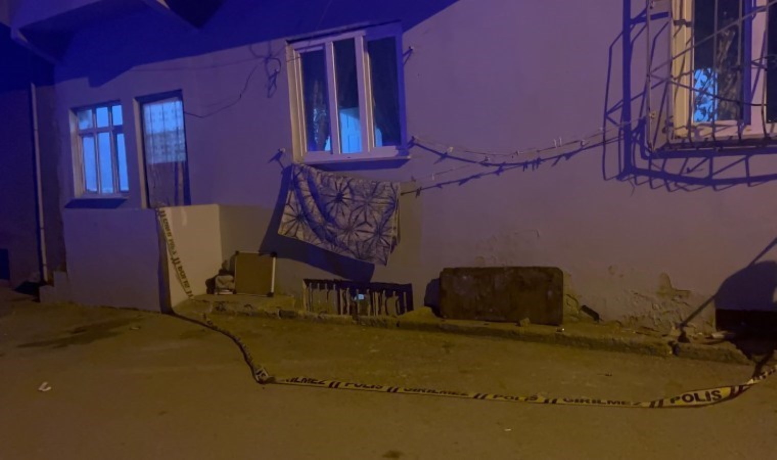 Konuşmak için çağırdı… Ayağından vurdu!