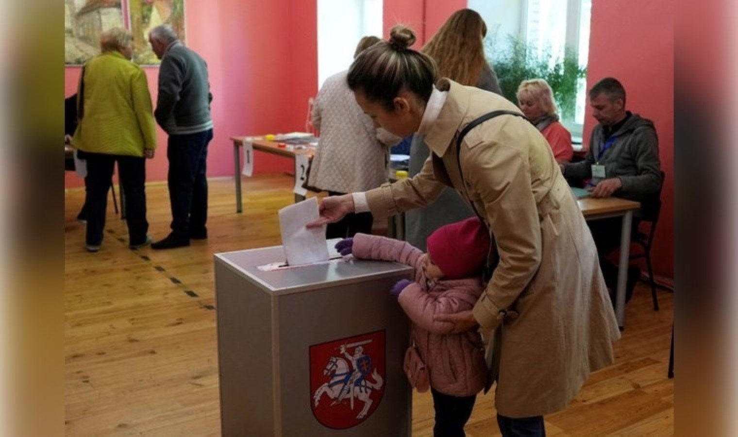 Litvanya’da adaylar barajı geçemedi: Seçimler ikinci cinse kaldı