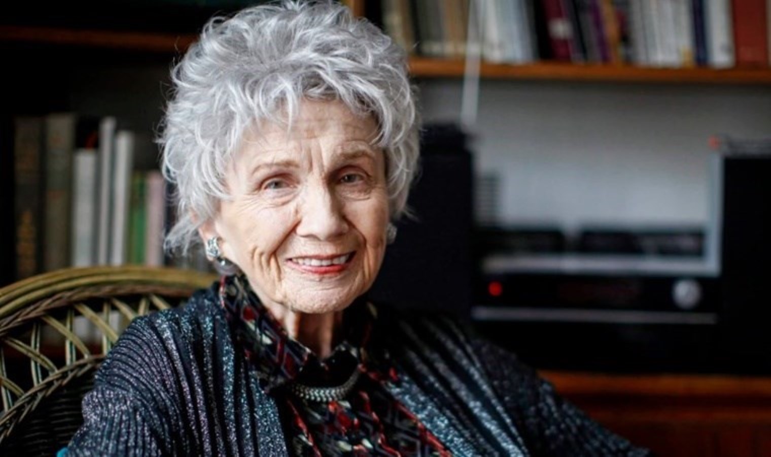Nobel ödüllü muharrir Alice Munro 92 yaşında öldü