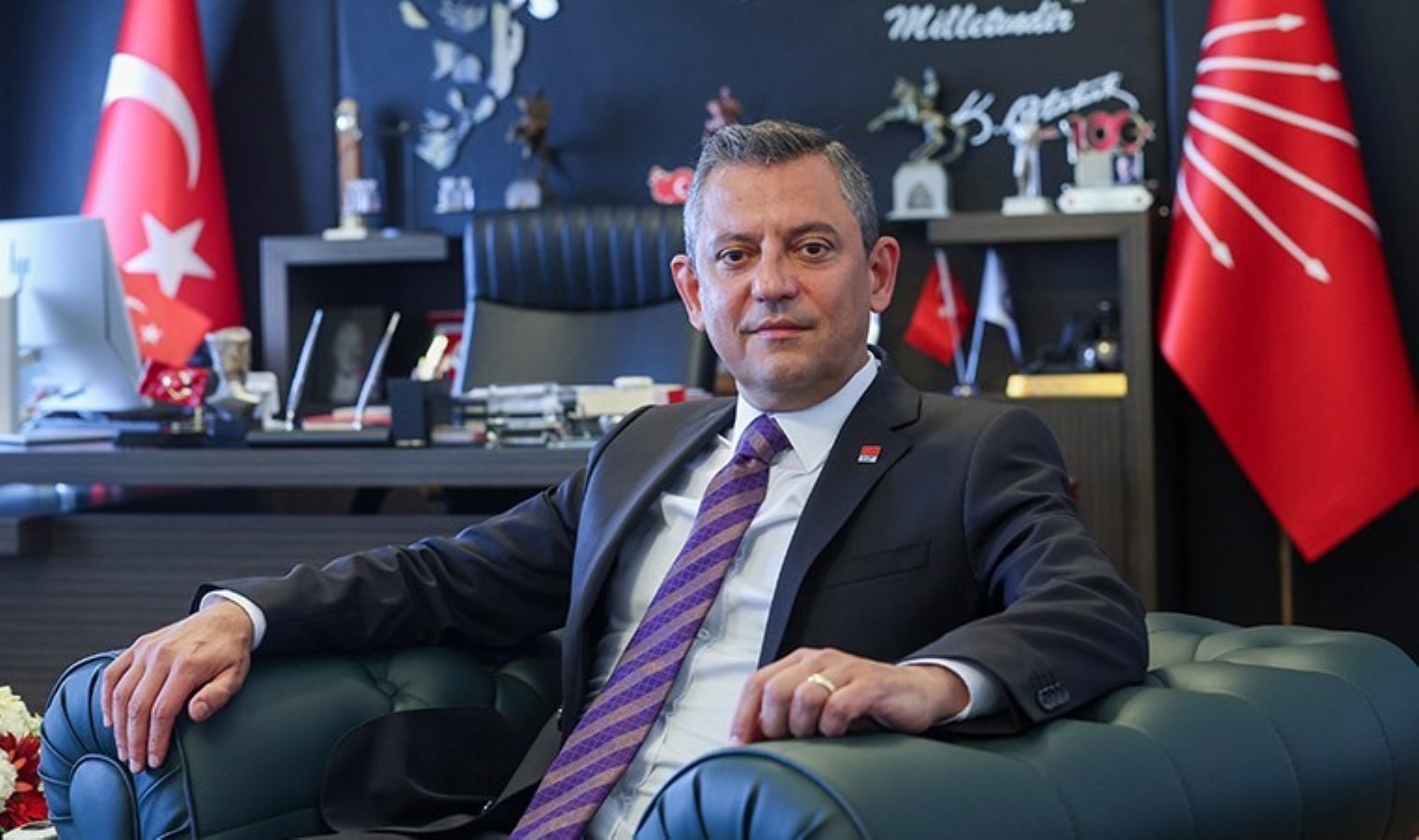 Özgür Özel’den CHP’nin eski genel liderlerine telefon: Gündem ‘Erdoğan görüşmesi…’