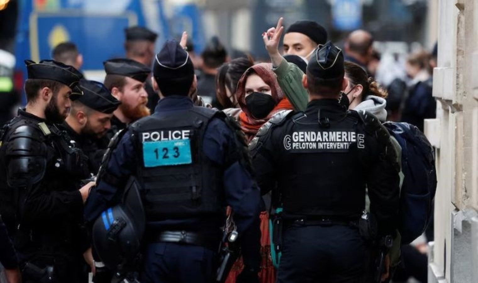 Paris’te Gazze hareketlerinin yapıldığı üniversitede eğitime orta verildi