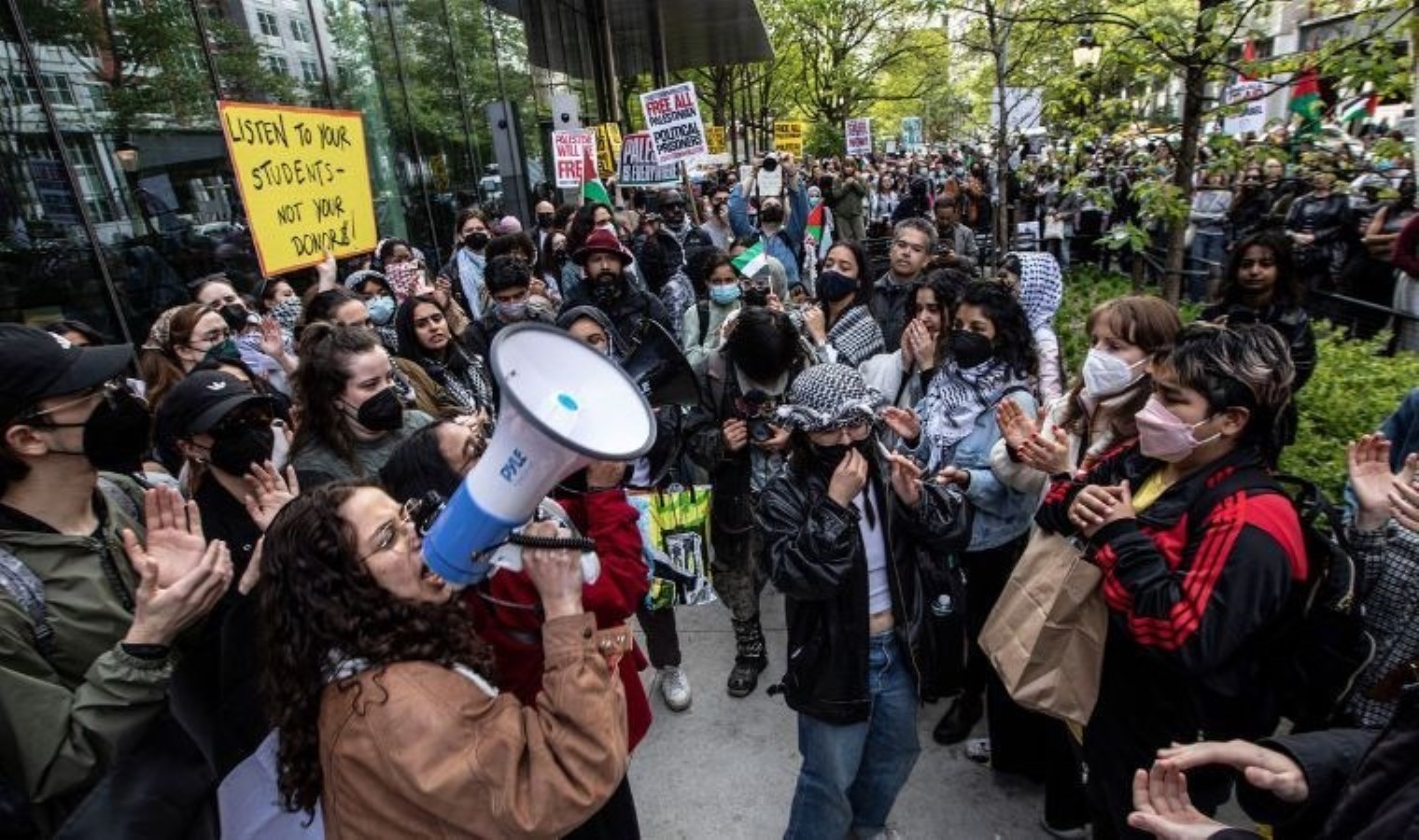 Protestocu öğrencilerle üniversite idaresi uzlaştı: Filistin kampı kaldırılacak