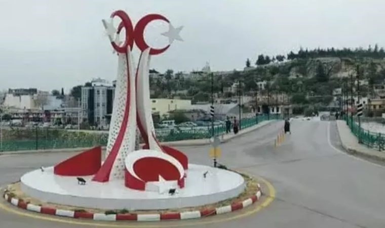 Silifke’de Cumhur’un ‘bayrak’ provokasyonu boşa düştü: CHP’li lider Turgut’tan açıklama