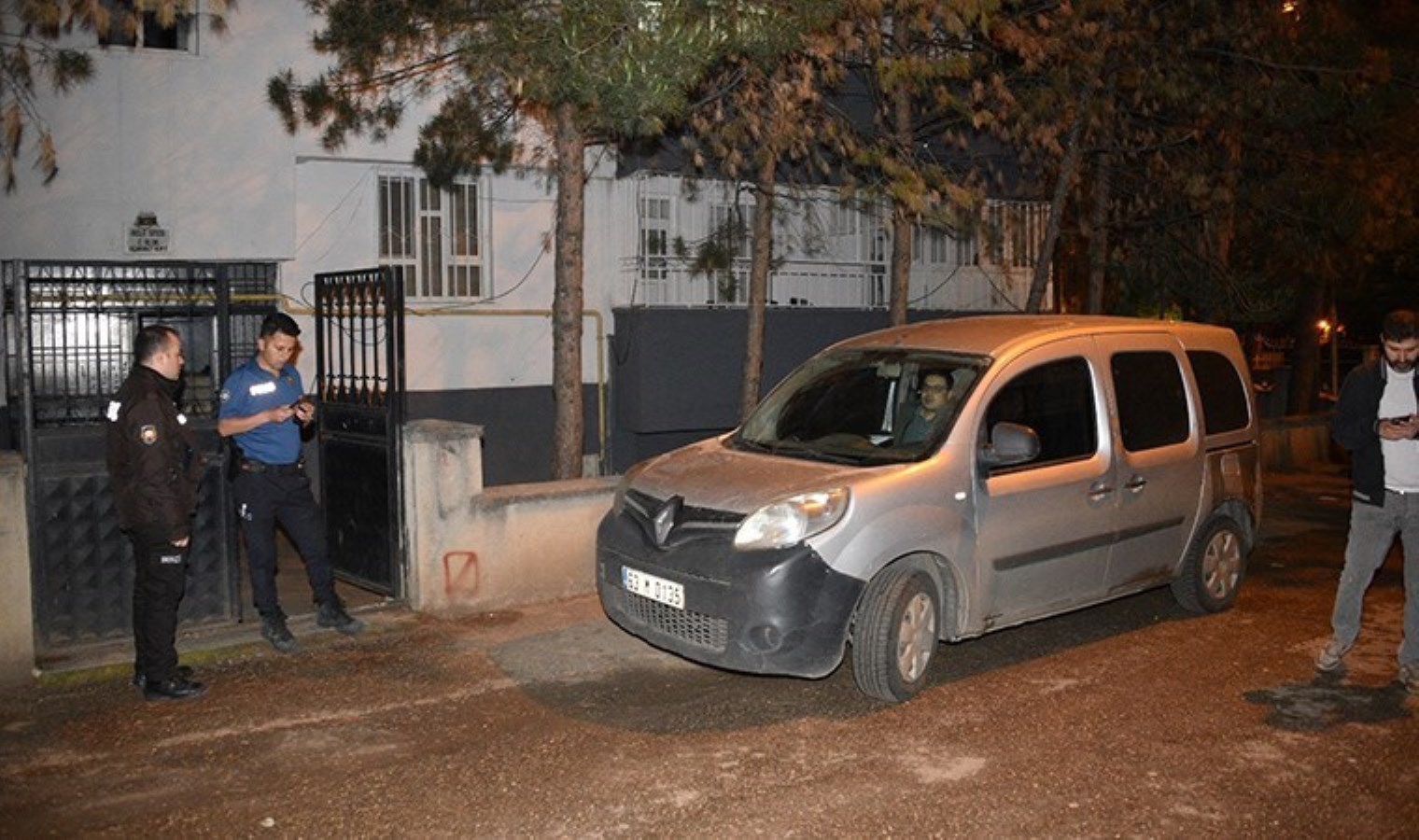 Siverek’te sokağa terk edilmiş bebek bulundu