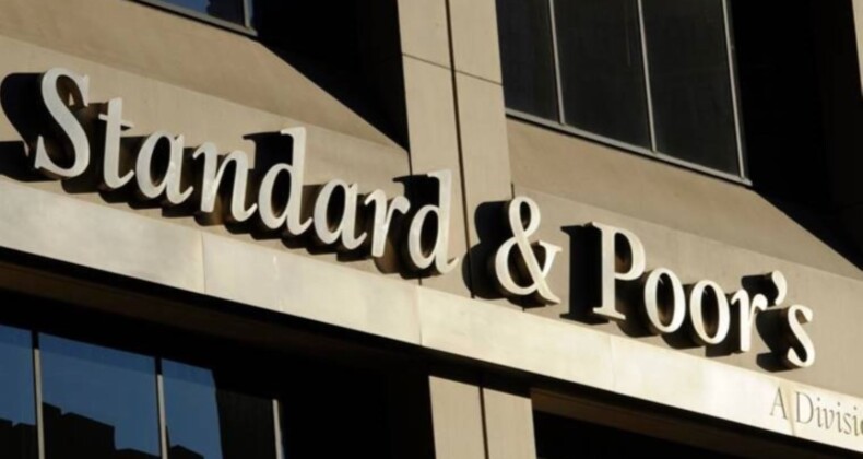 S&P, Türkiye’nin kredi notunu yükseltti