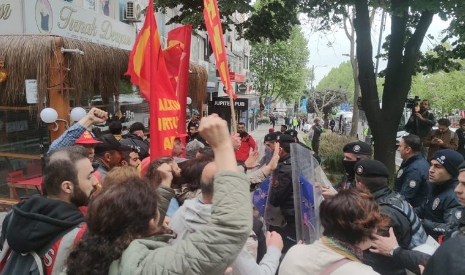 Taksim’in akabinde Beşiktaş’ta da ‘1 Mayıs’ gözaltısı!
