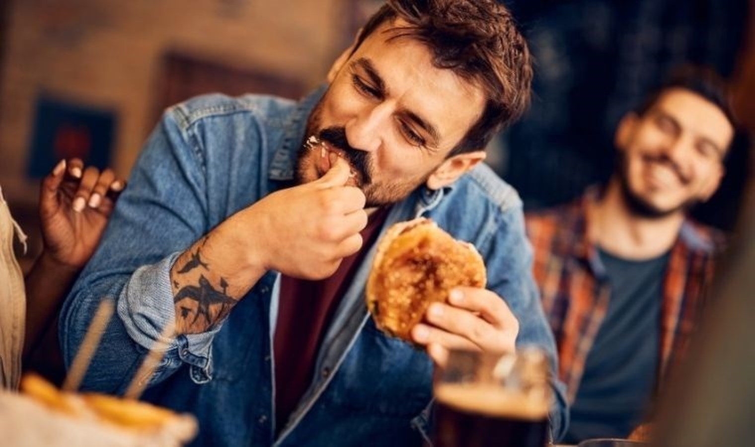 Yalnızca zevk için yemek yemek: Hedonik açlık nedir?