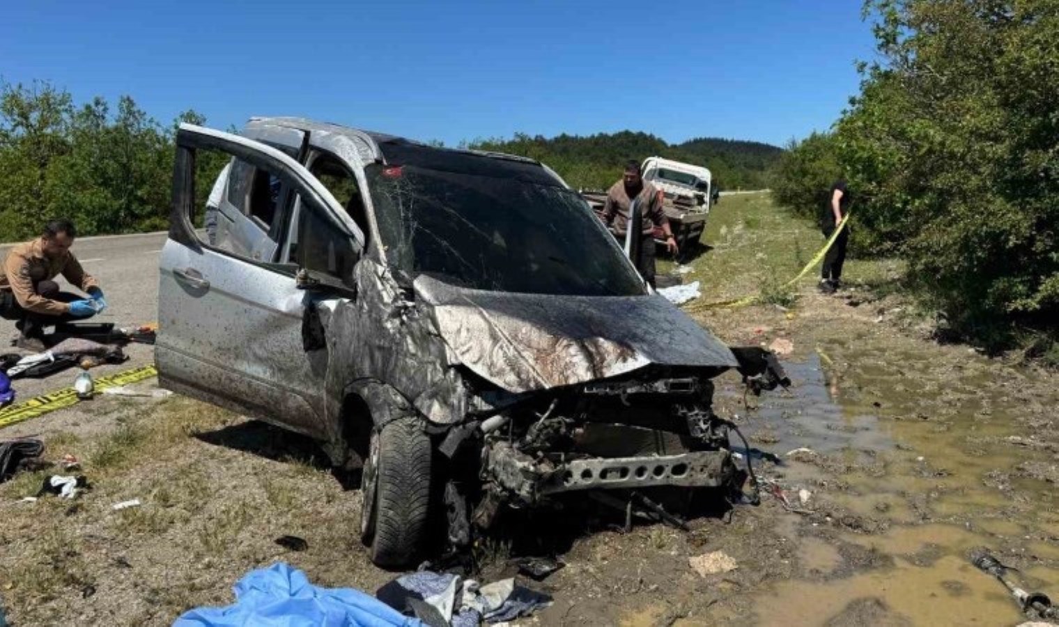Bayram tatiline gelen aile dehşeti yaşadı: 1 ölü, 4 yaralı
