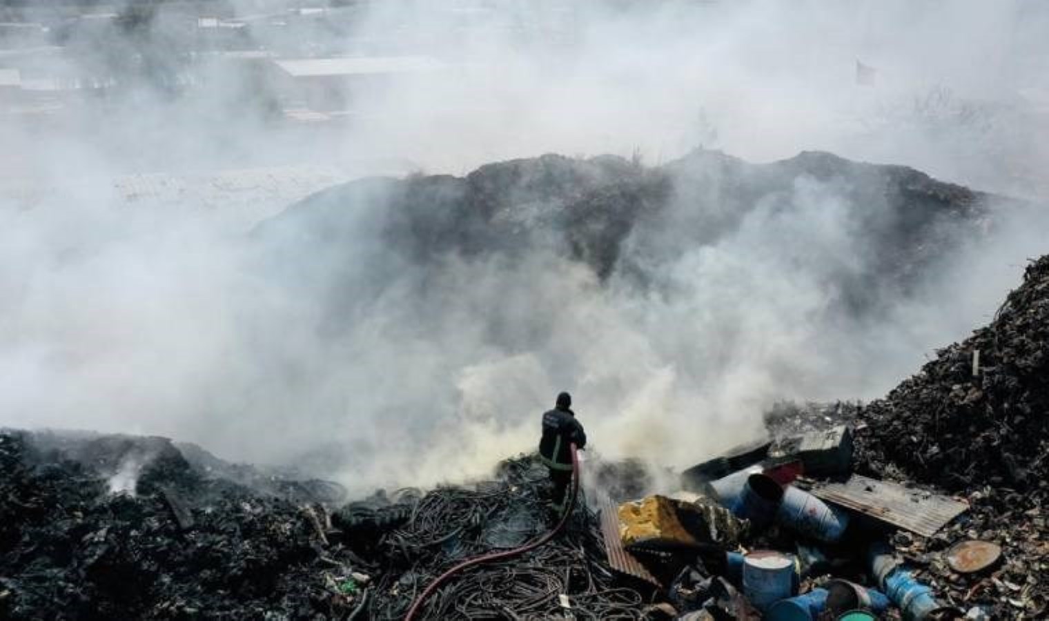 Bursa’da geri dönüşüm tesisinde çıkan yangın söndürüldü