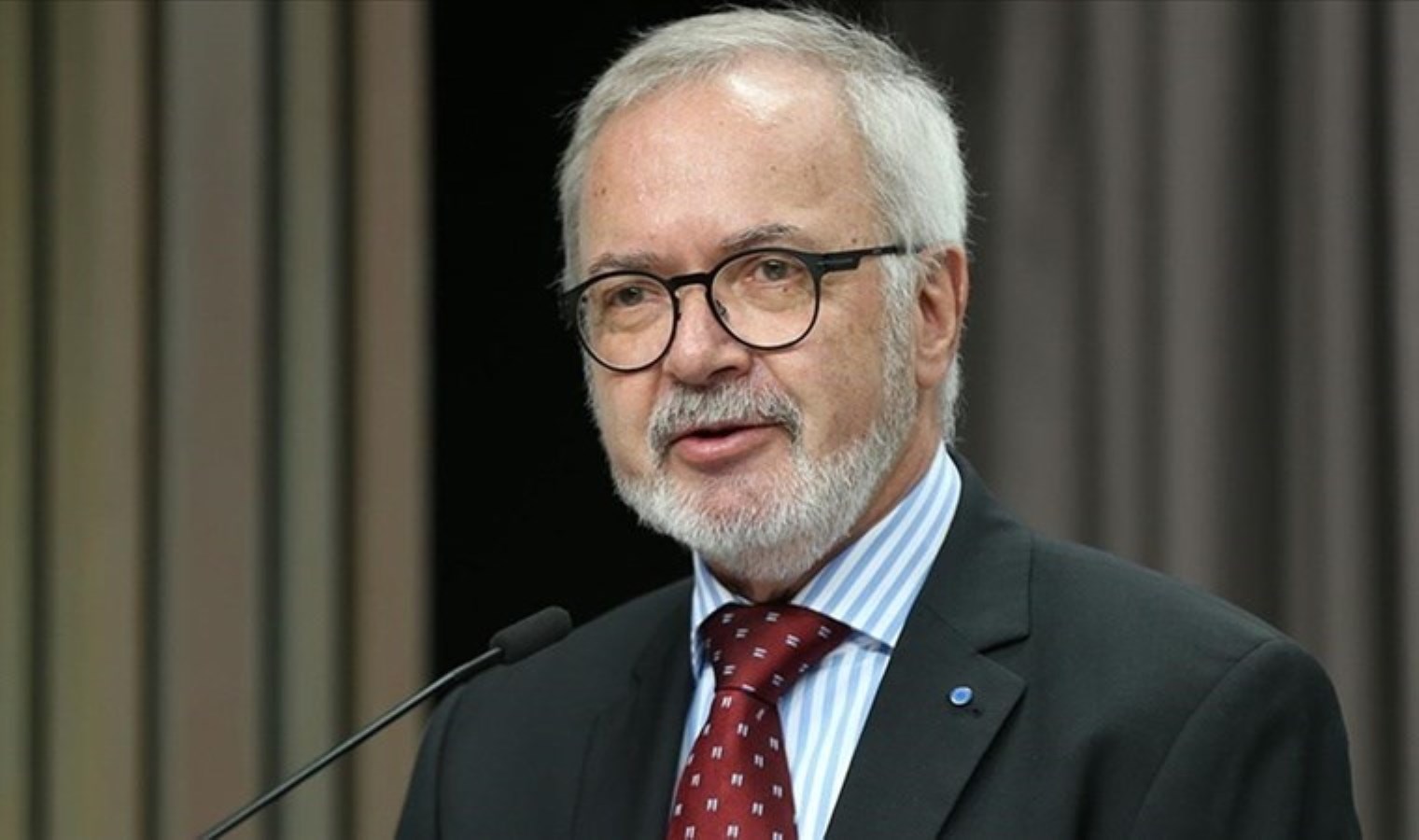 Eski Avrupa Yatırım Bankası Başkanı Werner Hoyer’e yolsuzluk soruşturması