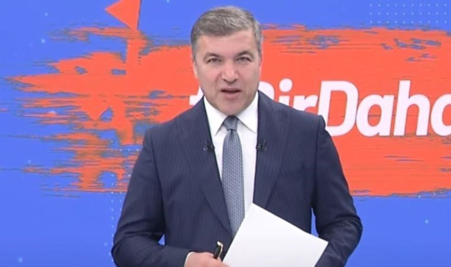 Gazeteci İsmail Küçükkaya’nın acı günü: Annesi, denizde geçirdiği kalp krizi sonucu hayatını kaybetti