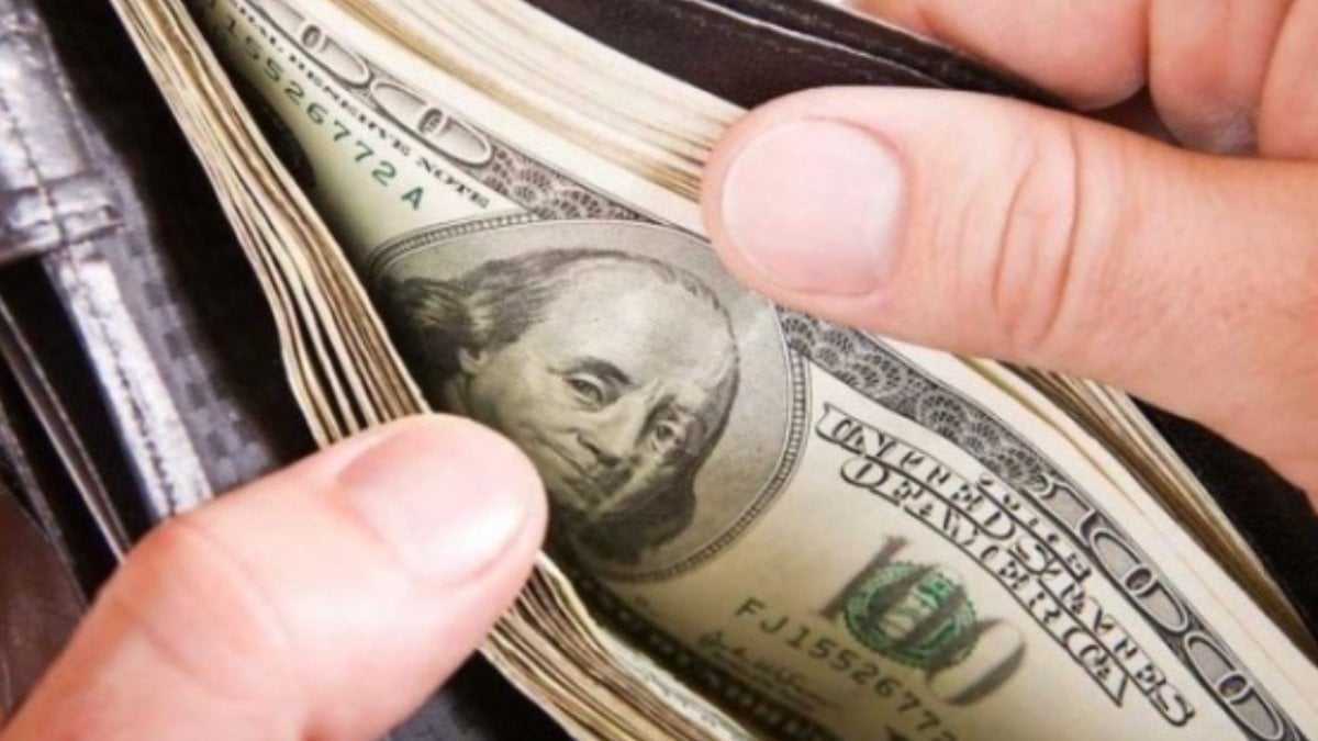 Haftanın ilk gününde döviz ve altın fiyatları: 24 Haziran’da piyasalar