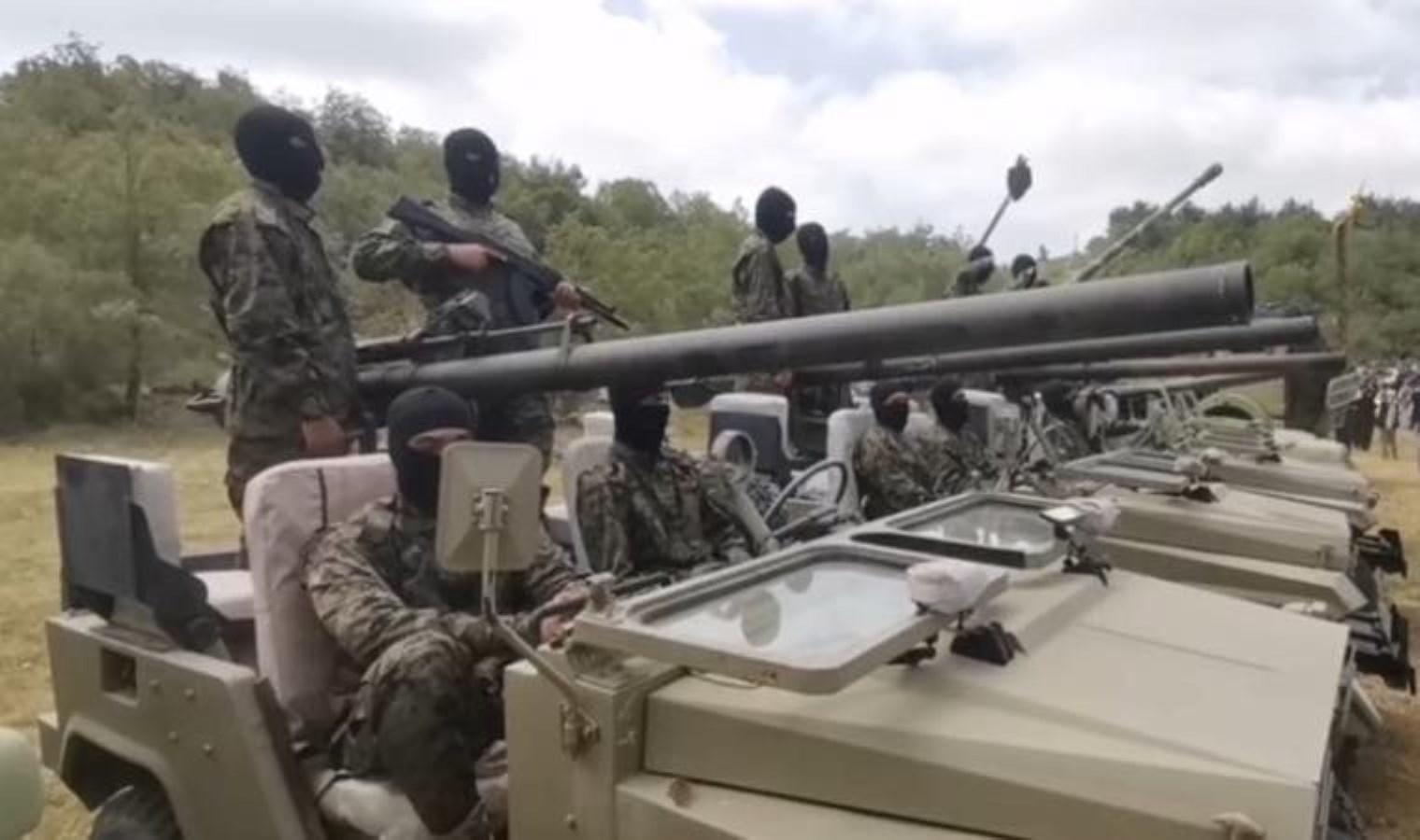 Hizbullah, İsrail’in kuzeyindeki bir üssü hedef aldığını duyurdu