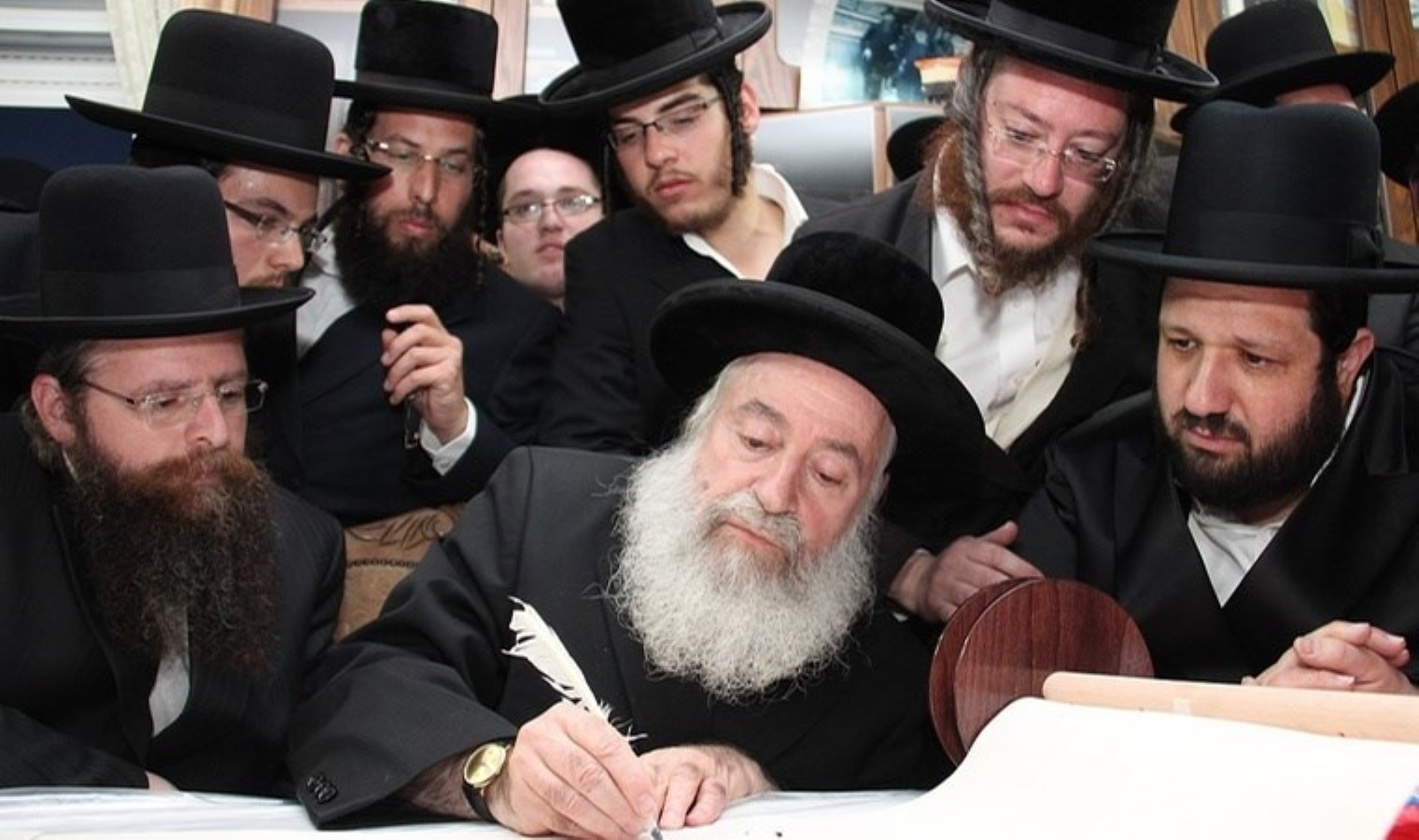 İsrail’de zorunlu askerlik kararı: Harediler muaf tutulamayacak