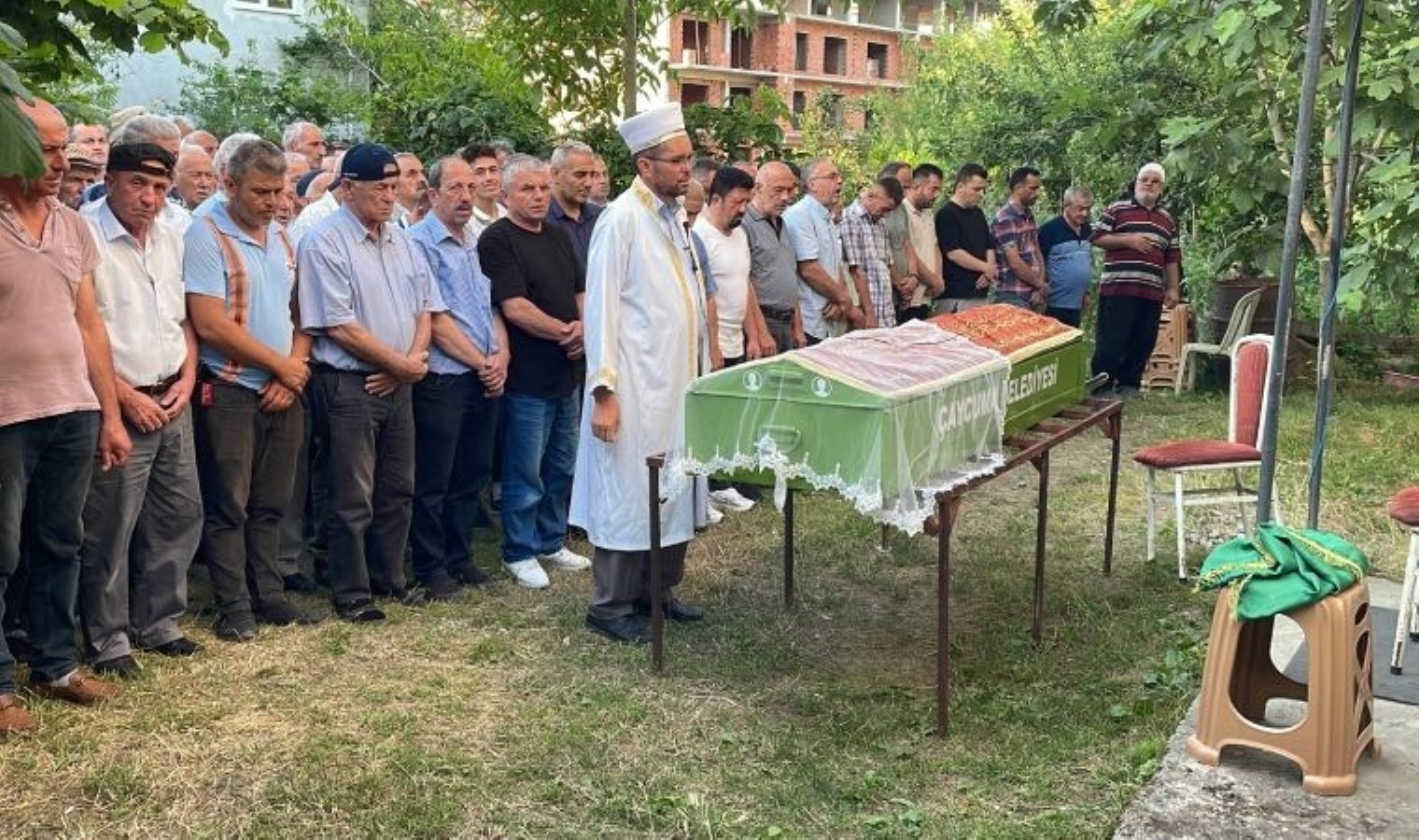 Kocaeli’de babasının tabancayla yaraladığı genç kadın 8 aylık yaşam mücadelesini kaybetti