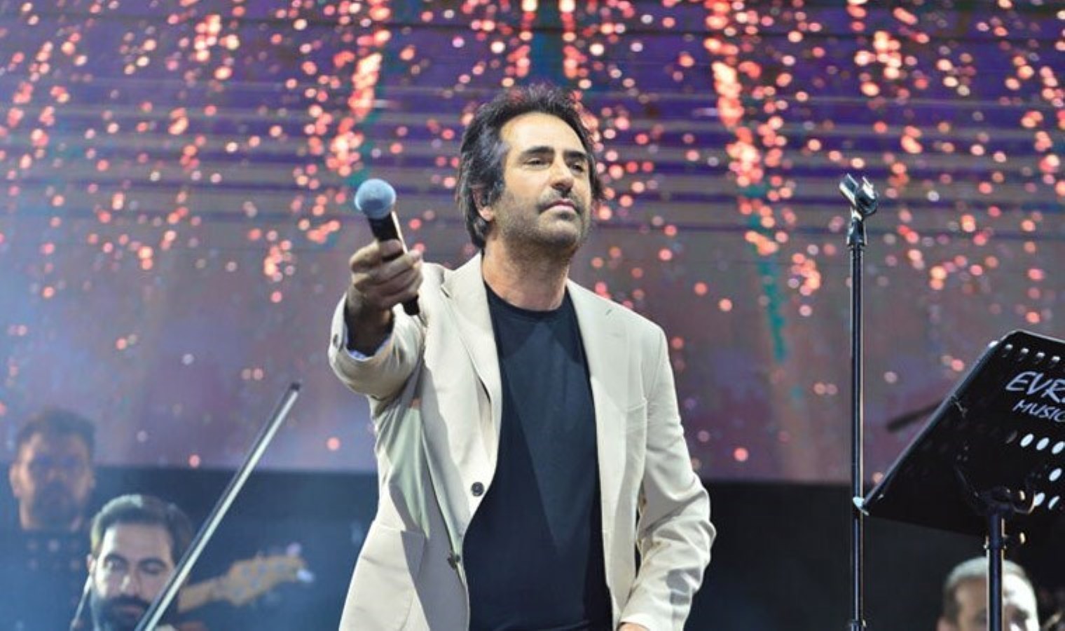 Mahsun Kırmızıgül’den meslektaşlarına ‘playback’ tepkisi