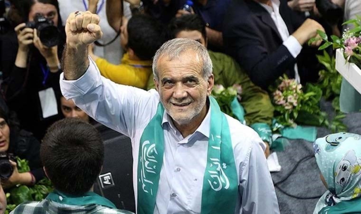 Mesut Pezeşkiyan kimdir? İran’da seçimi önde götüren aday Mesut Pezeşkiyan kaç yaşında, nereli?