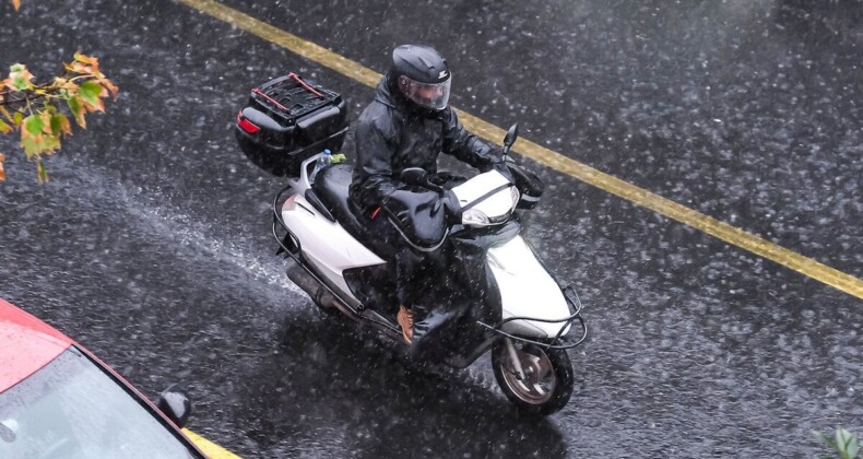 Motokurye ve bahşiş gelirlerine yeni vergi getirilmeyecek