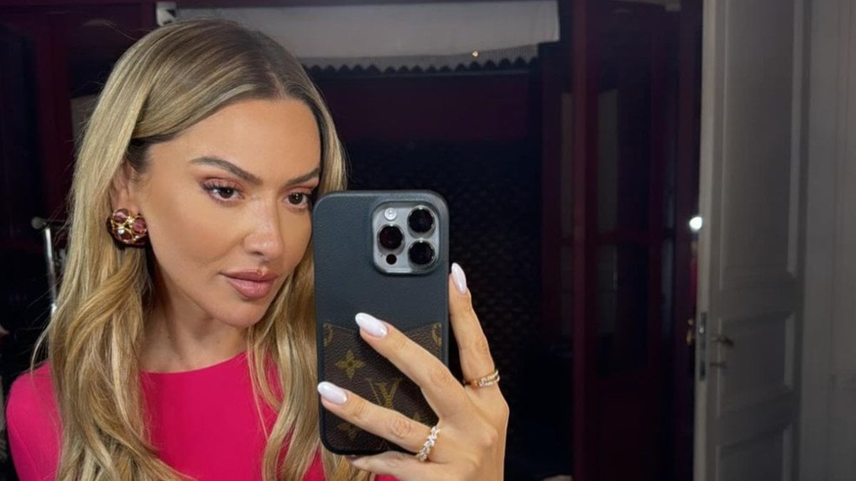 Şarkıcı Hadise’nin form sırrı! İki öğün besleniyor