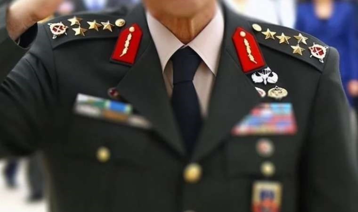 Sınırda insan kaçakçılığı yapan general tutuklandı