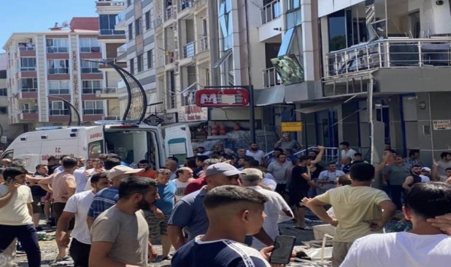 Son Dakika… İzmir’de doğal gaz patlaması: 2 ölü