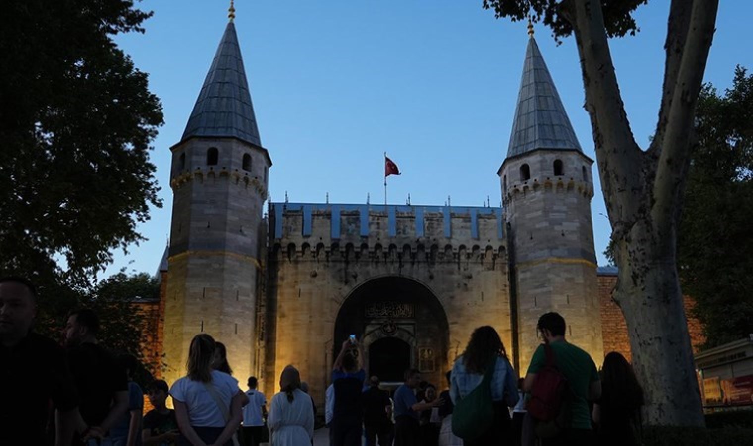 Topkapı Sarayı’nda ilk kez gece turları başladı