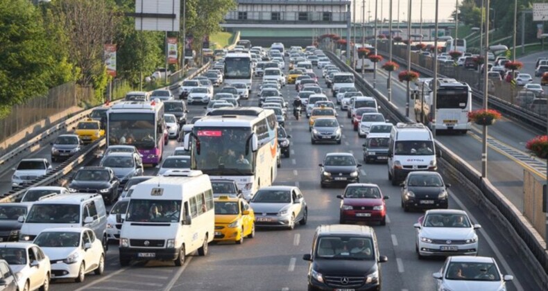 Trafikteki yaşlı araçlar sigortasızlığı körüklüyor