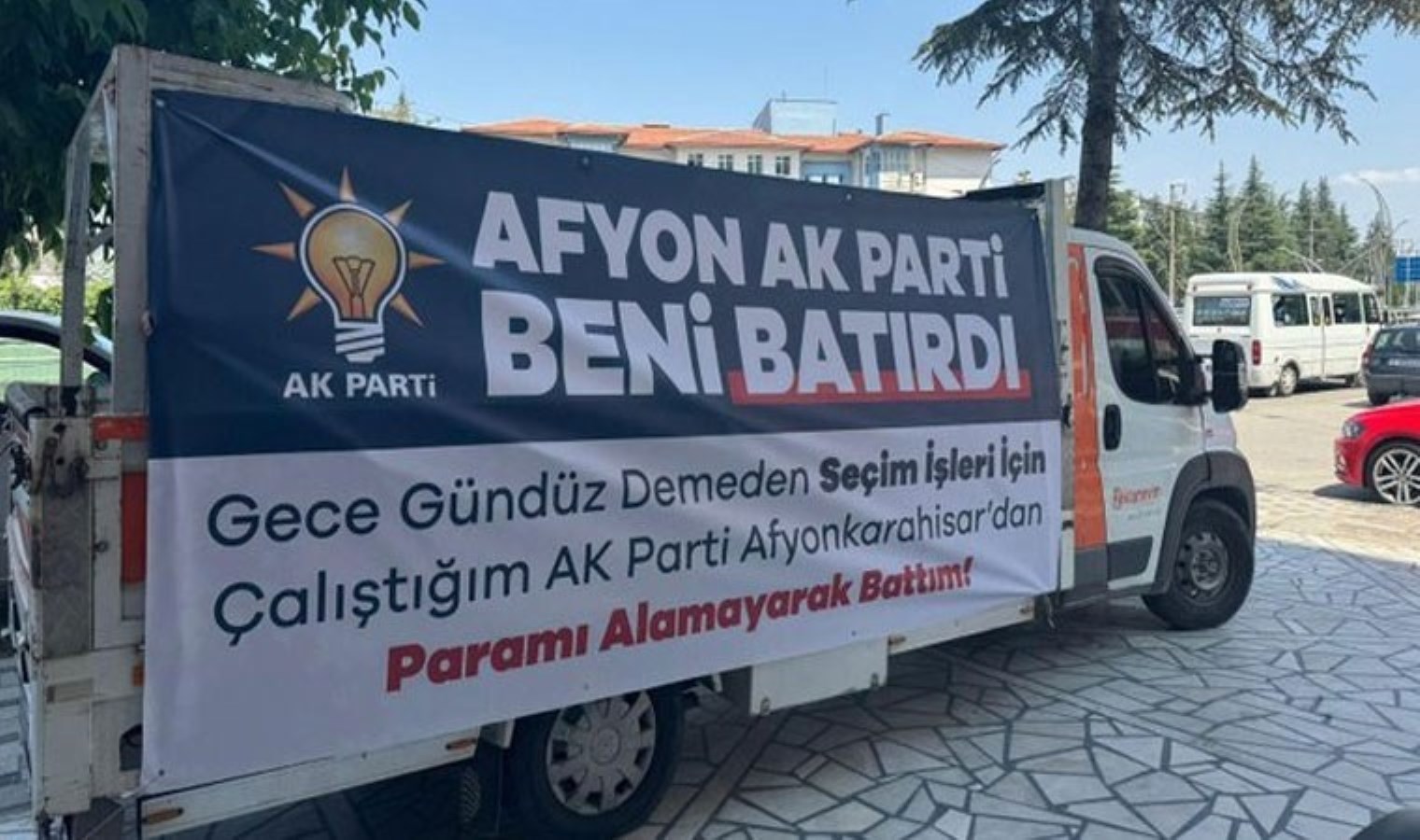 5 milyon TL’lik alacak iddiası: ‘Afyon AKP beni batırdı’