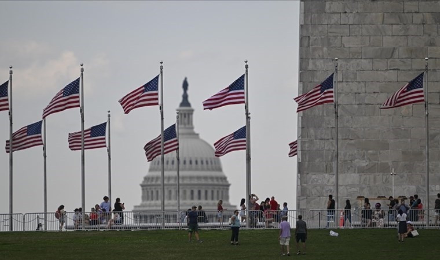 ABD’de işsizlik maaşı başvuruları beklenenden fazla düştü