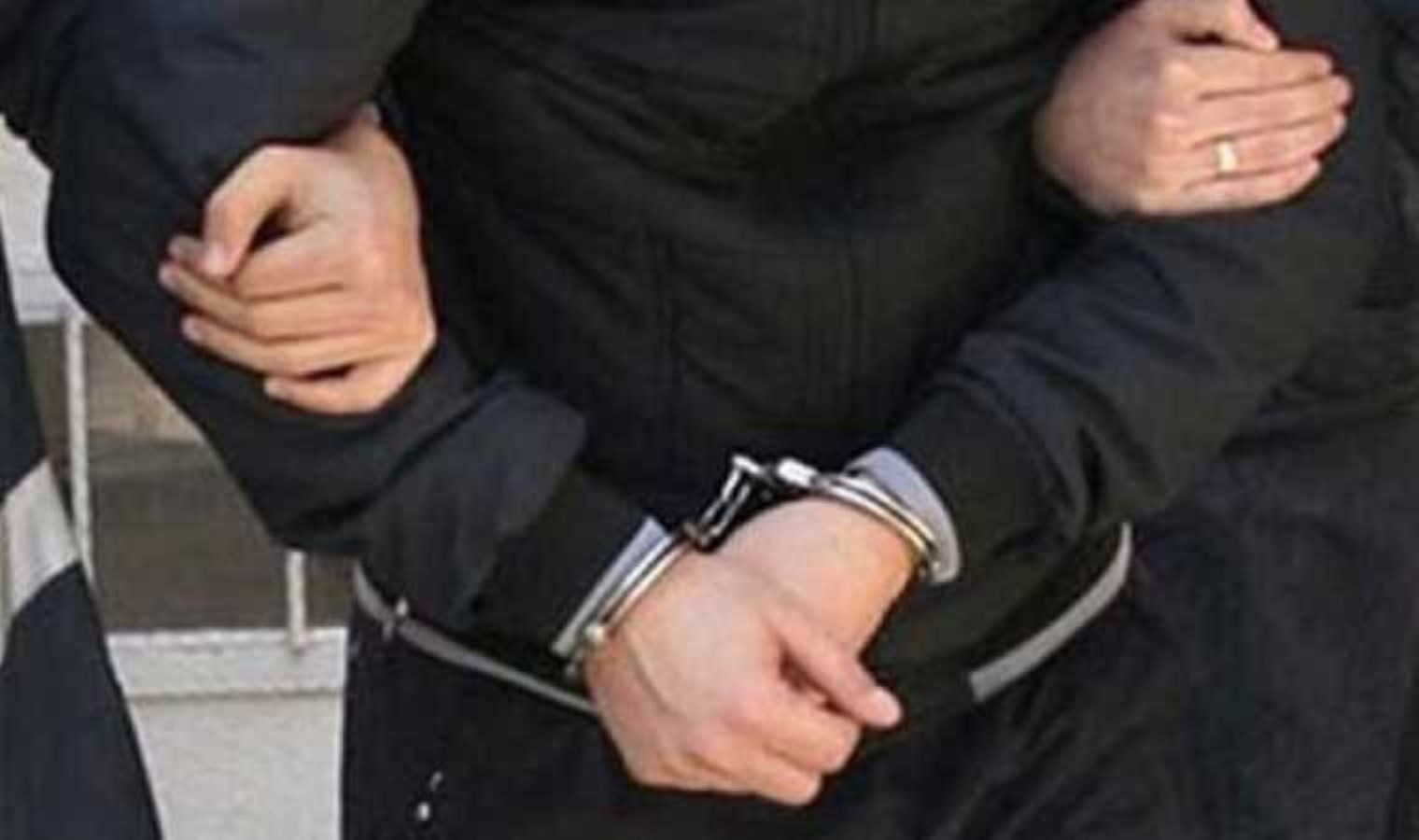 Adana’da 1 kişinin öldüğü silahlı saldırıyla ilgili 2 zanlı tutuklandı