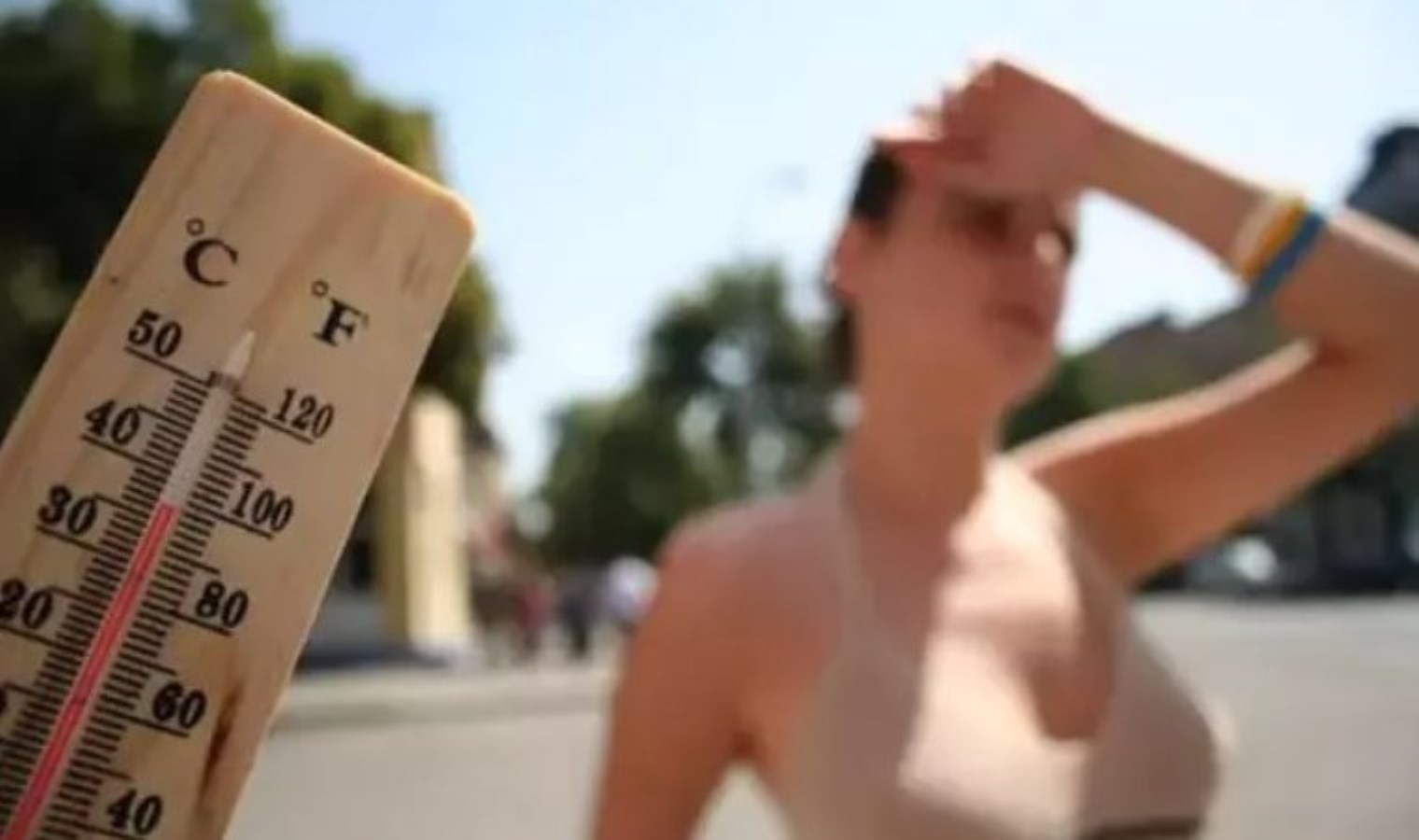 AKOM’dan uyarı: Hava sıcaklıkları düşecek mi? Yağmur ne zaman yağacak?