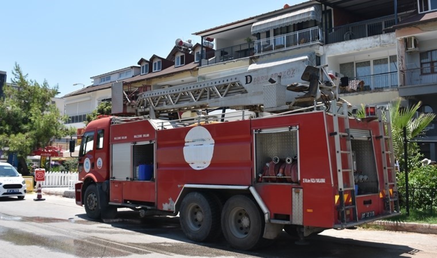 Antalya’da günübirlik kiralanan dairede yangın!
