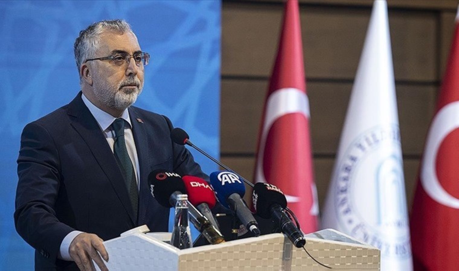 Bakan Işıkhan: ‘270 bin açık iş tespit ettik’