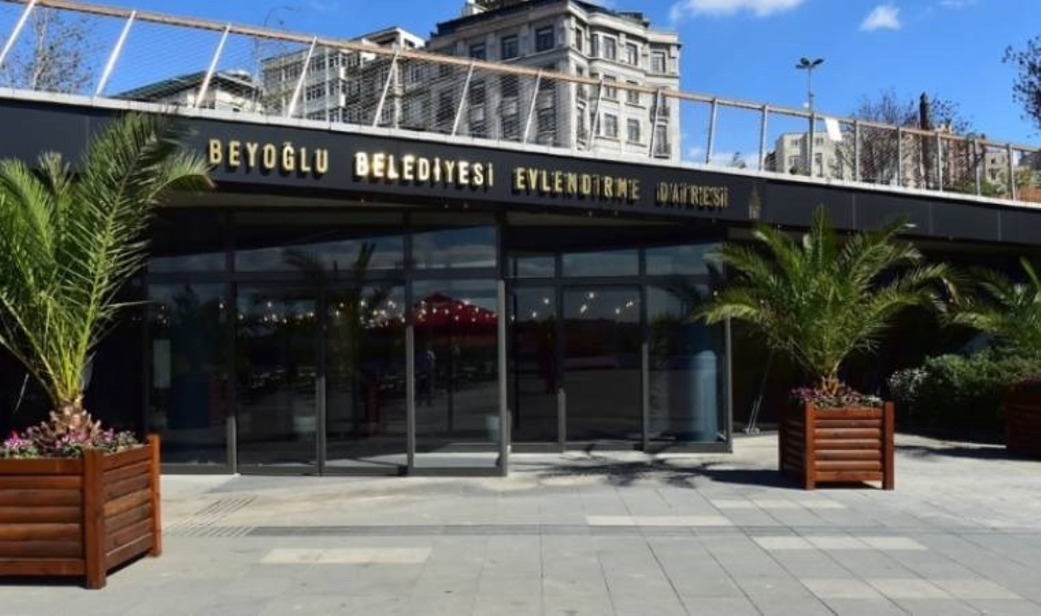 Beyoğlu Belediyesi’nden yeni çiftlere ‘balayı’ hediyesi