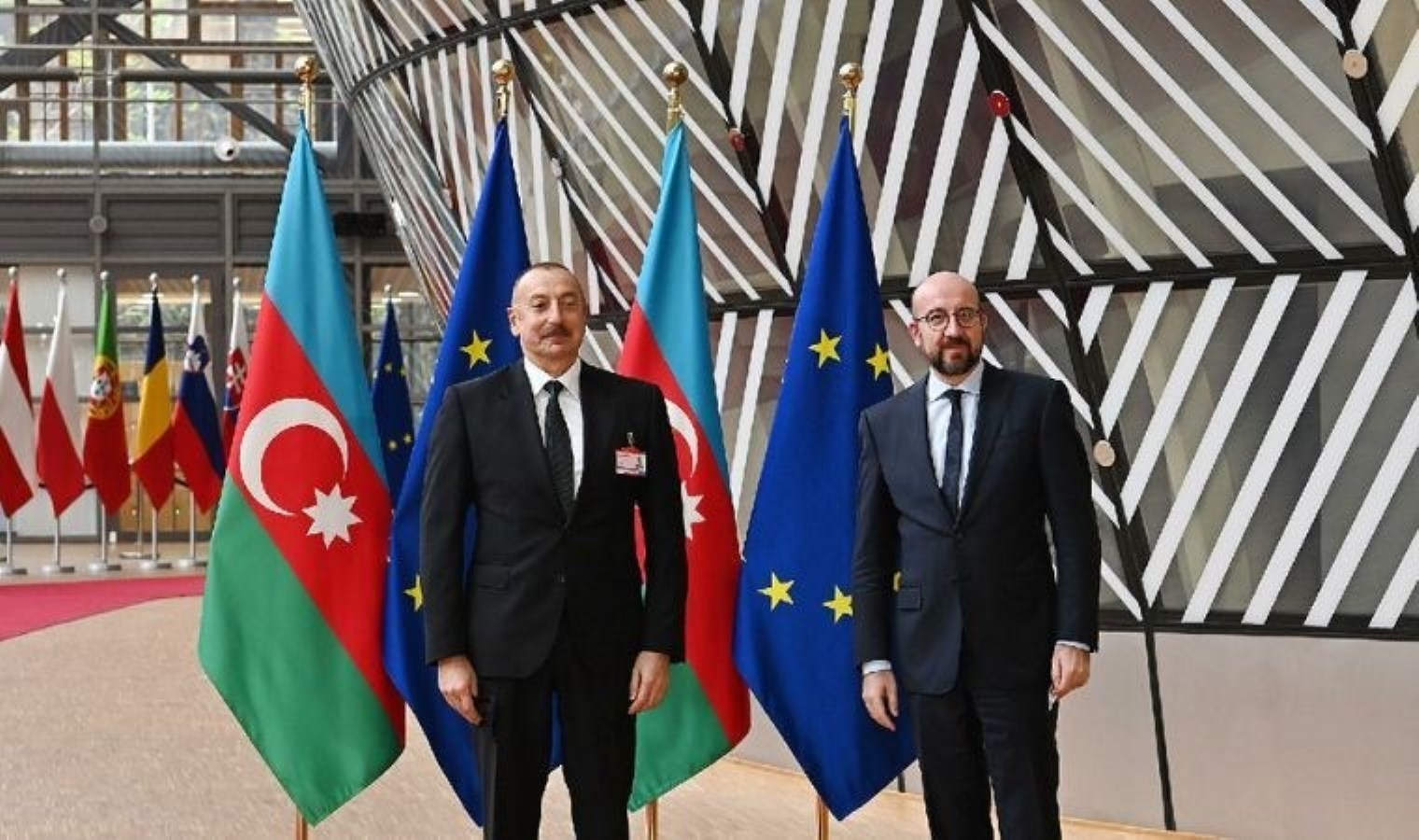 ‘Bölgede gerginliği arttırmaya hizmet eden bir adım…’ Azerbaycan’dan AB’ye tepki!