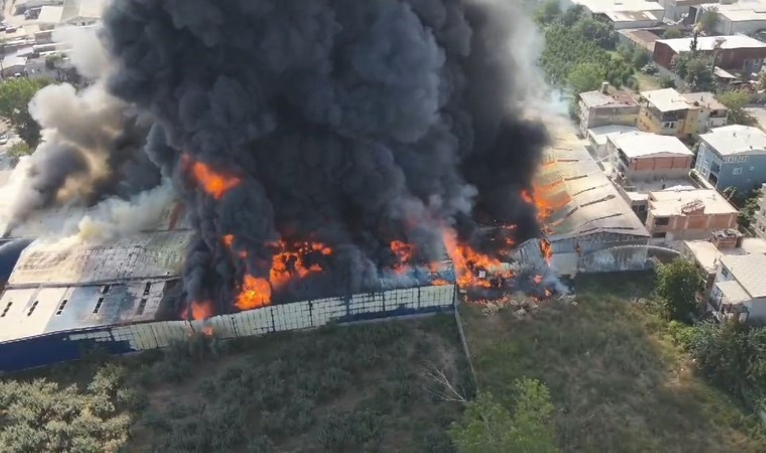 Bursa’da 3 ayrı fabrikada yangın!